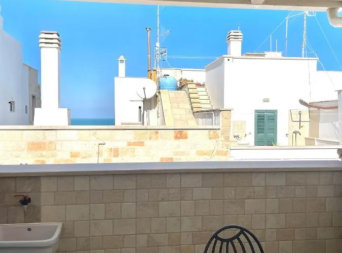 Luluc בית הארחה פולינאנו א מארה