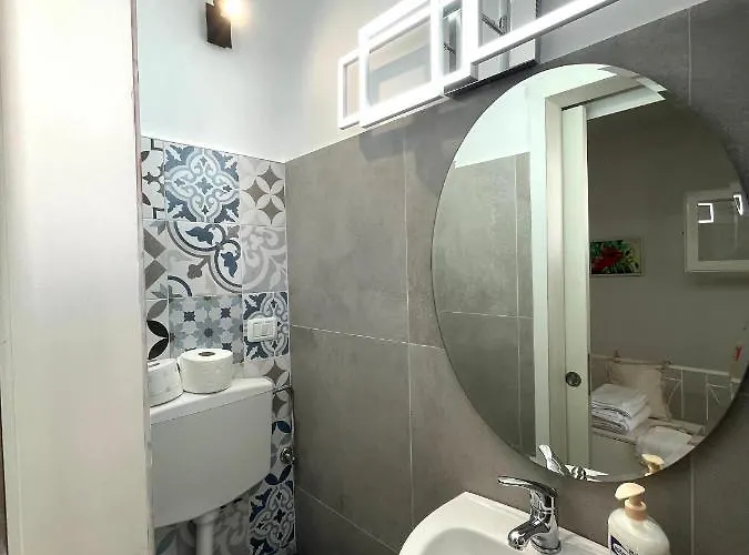 Luluc בית הארחה