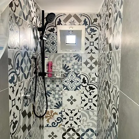 게스트하우스 아피타카메레 루루크 폴리나노 아마레